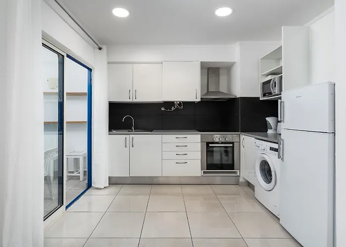 Wonderful Da Rocha Flat By Lovelystay *